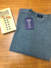 Load image into Gallery viewer, William Lockie Gents Leven Crew 100% pure Geelong Lambswool
