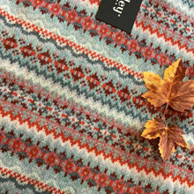Load image into Gallery viewer, Ladies Harley Of Scotland fair isle slip over
