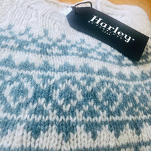 Load image into Gallery viewer, Harley of Scotland mens pure new wool FairIsle
