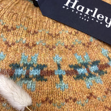 Load image into Gallery viewer, Harley of Scotland ladies 100% pure new wool Fairisle
