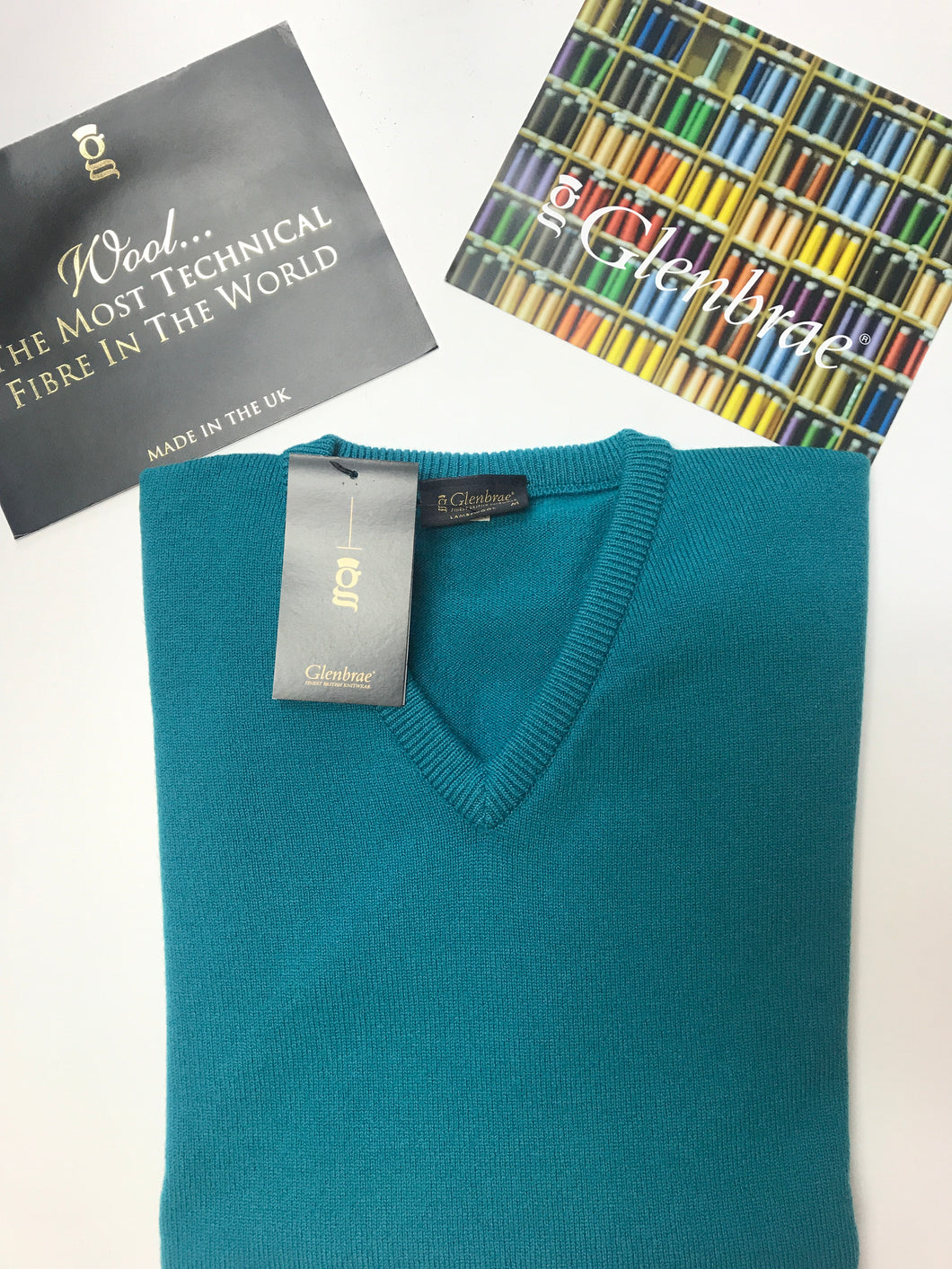 Gents Glenbrae V Neck lambswool