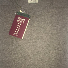 Load image into Gallery viewer, William Lockie lambswool Crew neck in Vole
