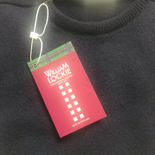 Load image into Gallery viewer, William Lockie lambswool Crew neck in navy

