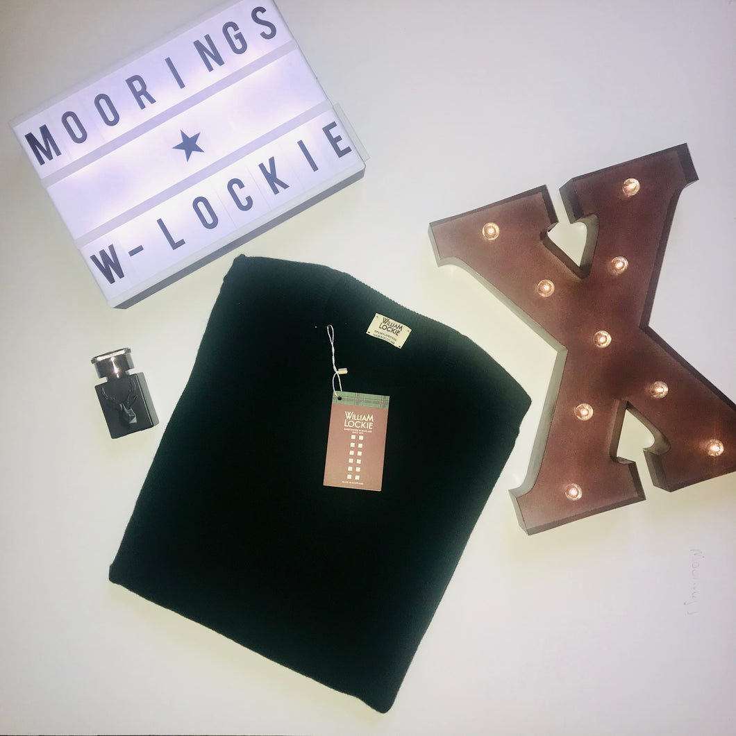 William Lockie Crew neck lambswool in Tartan Green