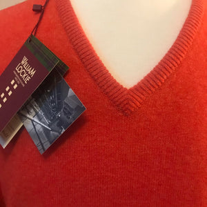 William Lockie lambswool V neck in Inferno