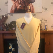 Load image into Gallery viewer, William Lockie lambswool V neck in Solar
